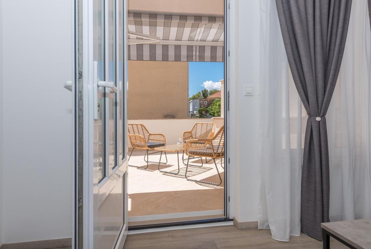 Apartments By The Sea Makarska - 19134 Esterno foto